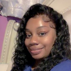 Meet your Posher, Veronica